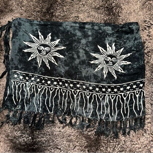 Y2K KOKO KNOT Black White Sun Print 100% Rayon Tie Dye Sarong OS Coastal Boho - Picture 3 of 7